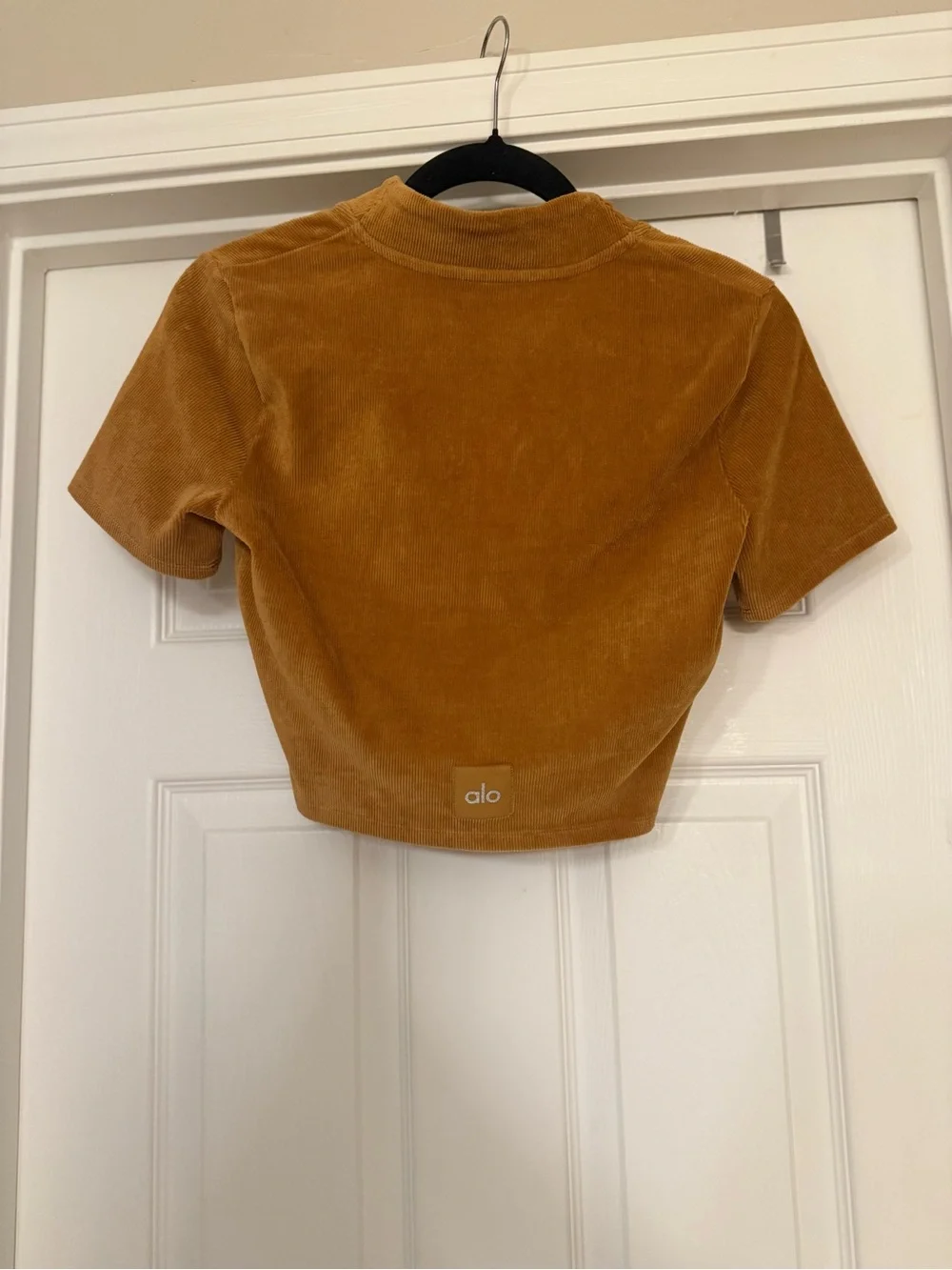 Alo Yoga Micro Corduroy Winter Break Mock Neck - Toffee - Picture 6 of 6